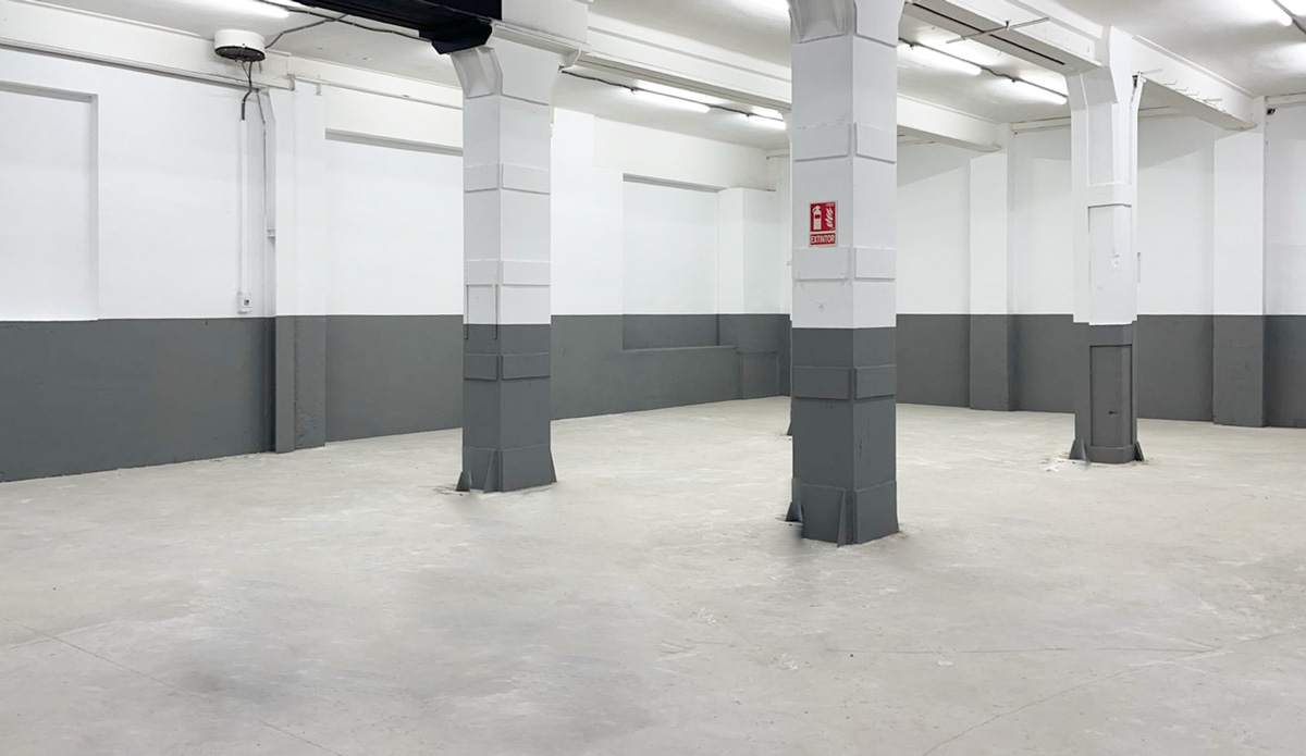 Nave de alquiler con columnas de Promotora Puma